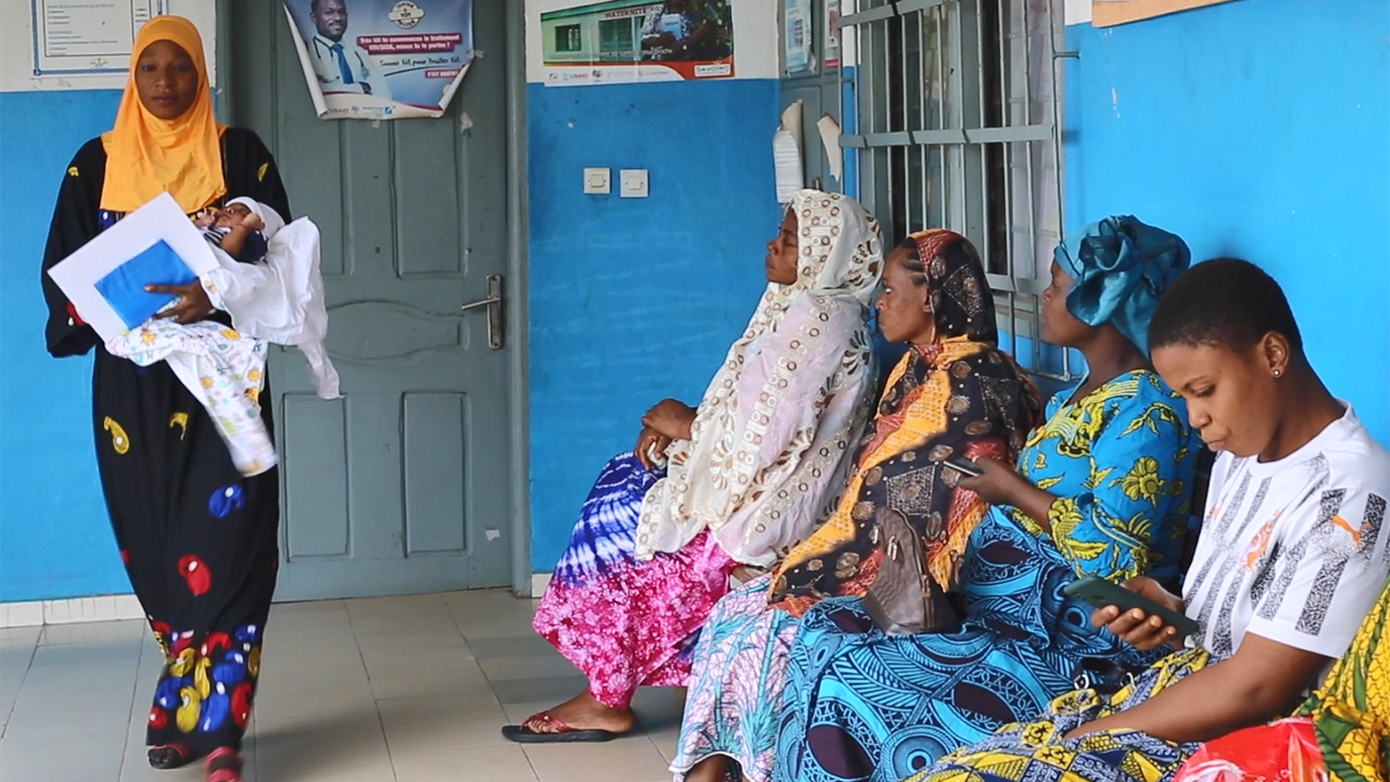 Sala espera dones hospital